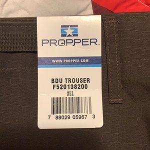 Men’s Propper cargo pants size XL long.
